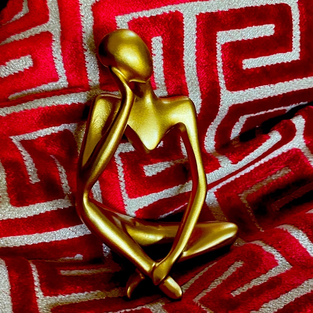 The Thinker Gold Standing Art 3D Statue In New Condition